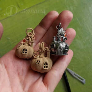 "Pumpkin house" class